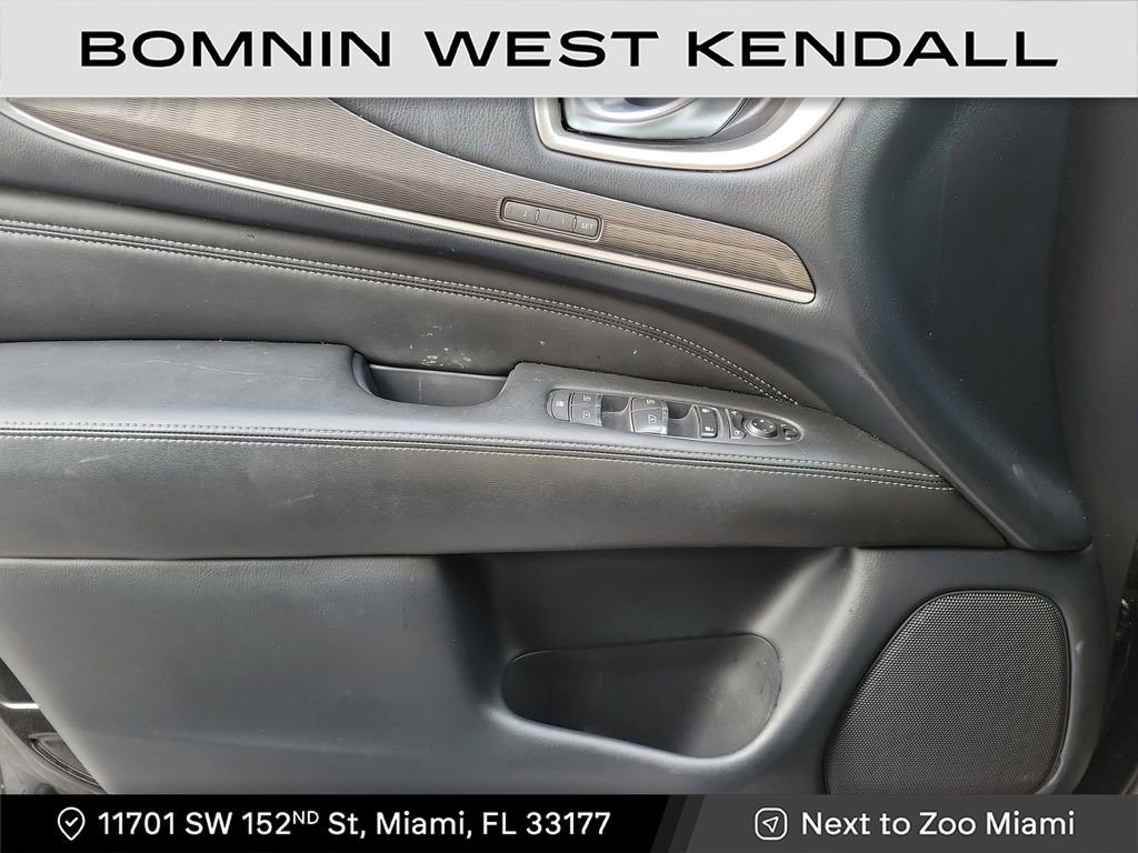 Used 2019 INFINITI QX60 Luxe w/ Essential Package image 26