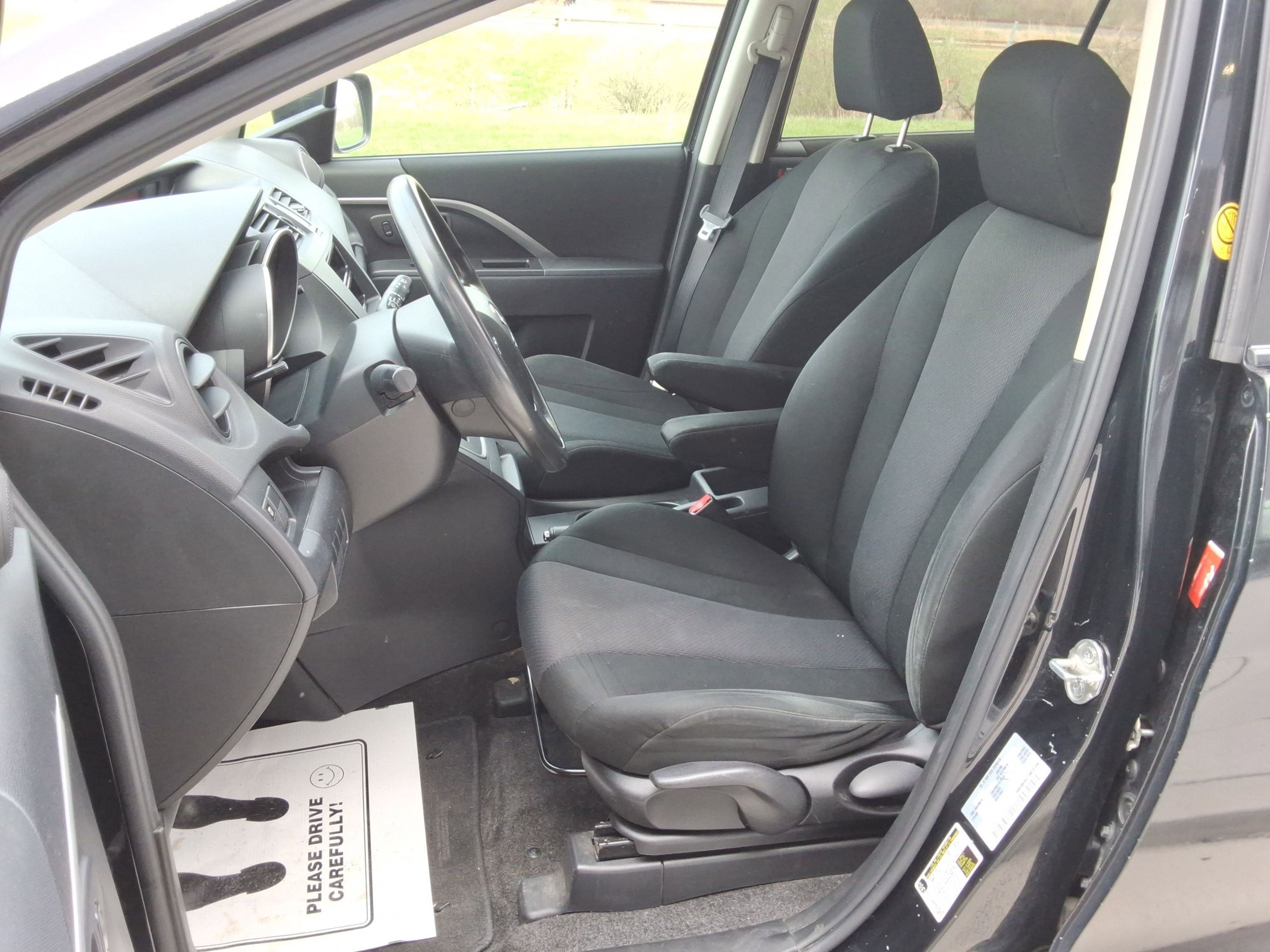 Used 2013 MAZDA MAZDA5 Sport image 24