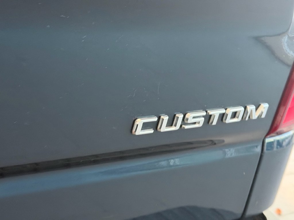 Used 2019 Chevrolet Silverado 1500 Custom Trail Boss w/ Custom Convenience Package AWD/4WD image 15