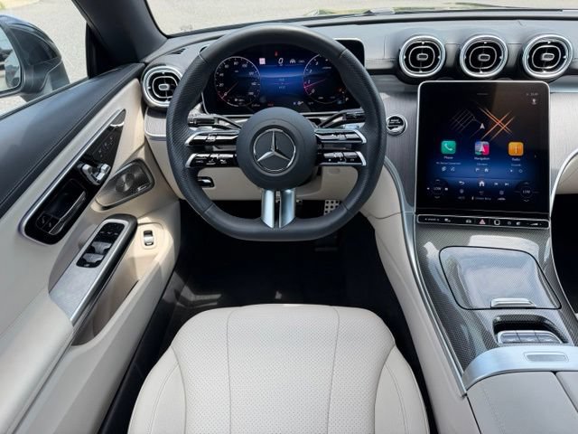 Used 2025 Mercedes-Benz CLE 300 4MATIC Cabriolet image 18