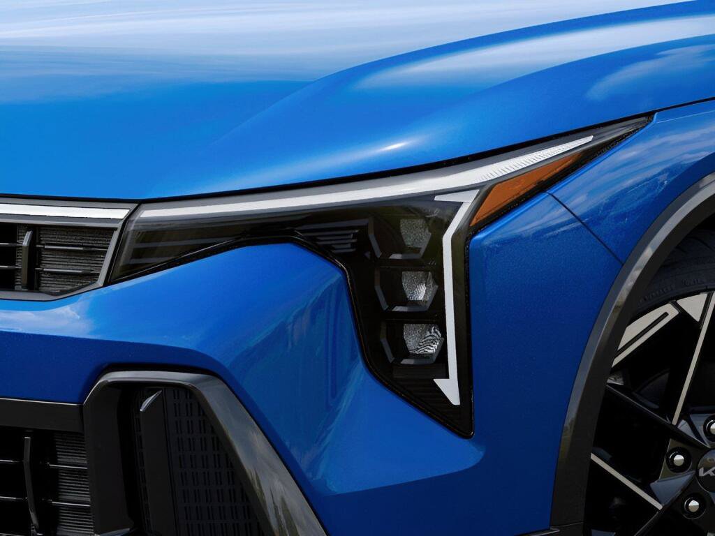 New 2026 Kia K4 GT-Line w/ GT-Line Sunroof Package FWD image 25