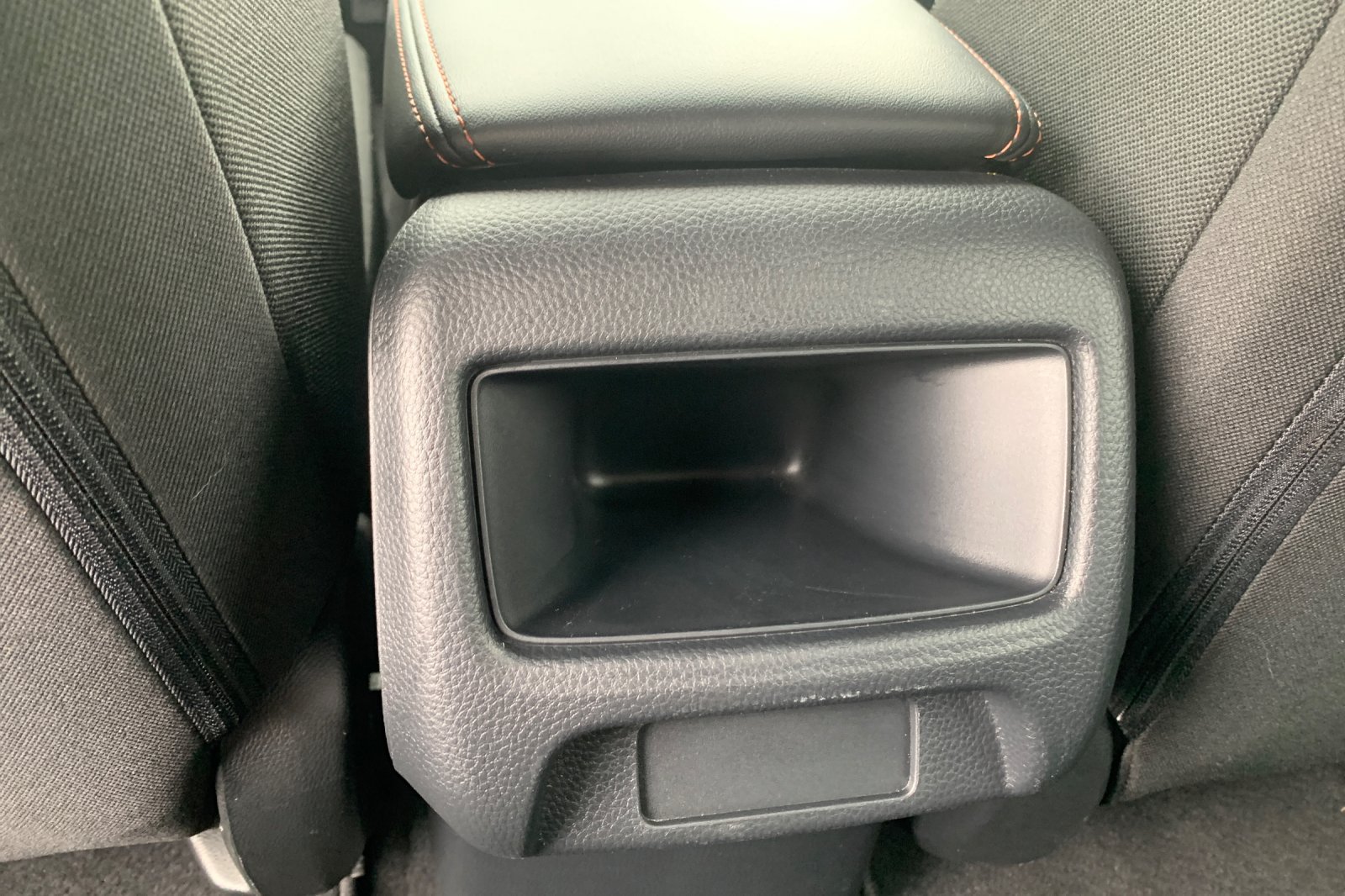 Used 2025 Honda HR-V Sport image 16