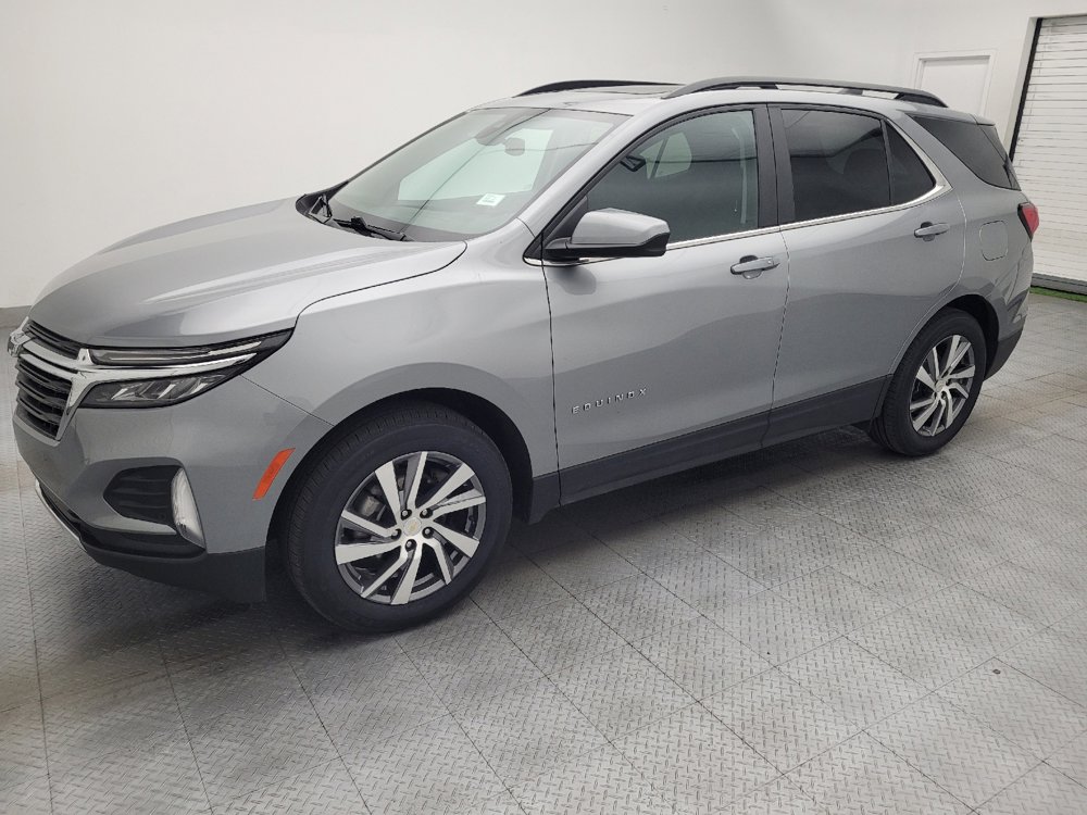 Used 2023 Chevrolet Equinox LT AWD/4WD image 2