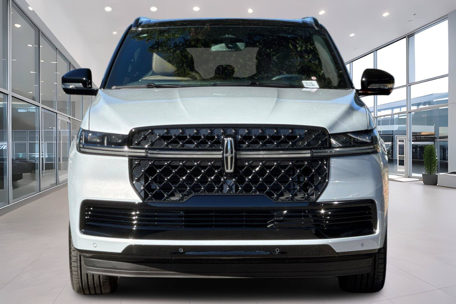 Used 2026 Lincoln Navigator Black Label AWD/4WD image 9