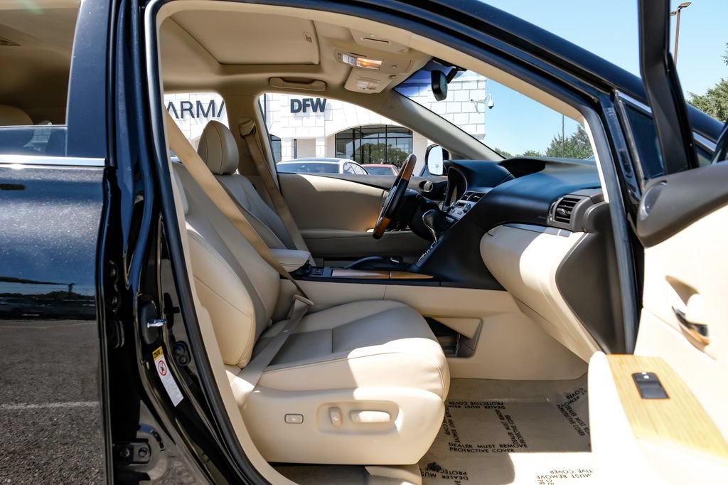 Used 2015 Lexus RX 450h AWD image 35
