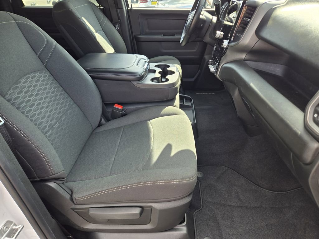 Used 2025 RAM 3500 Tradesman AWD/4WD image 17