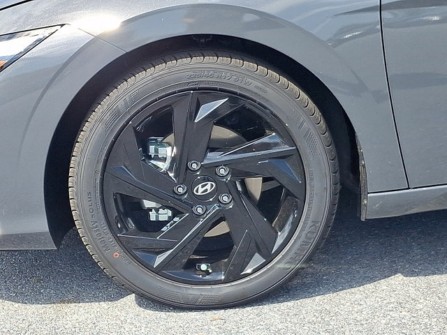 New 2026 Hyundai Elantra SEL Sport FWD image 8