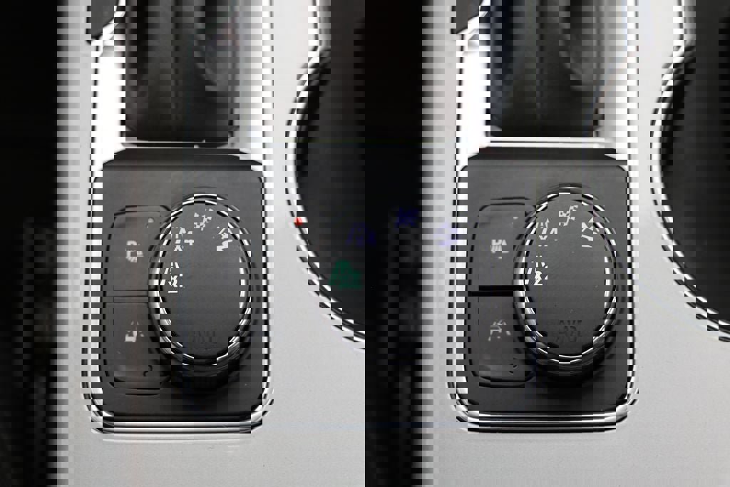 Used 2022 Chevrolet Blazer LT image 20