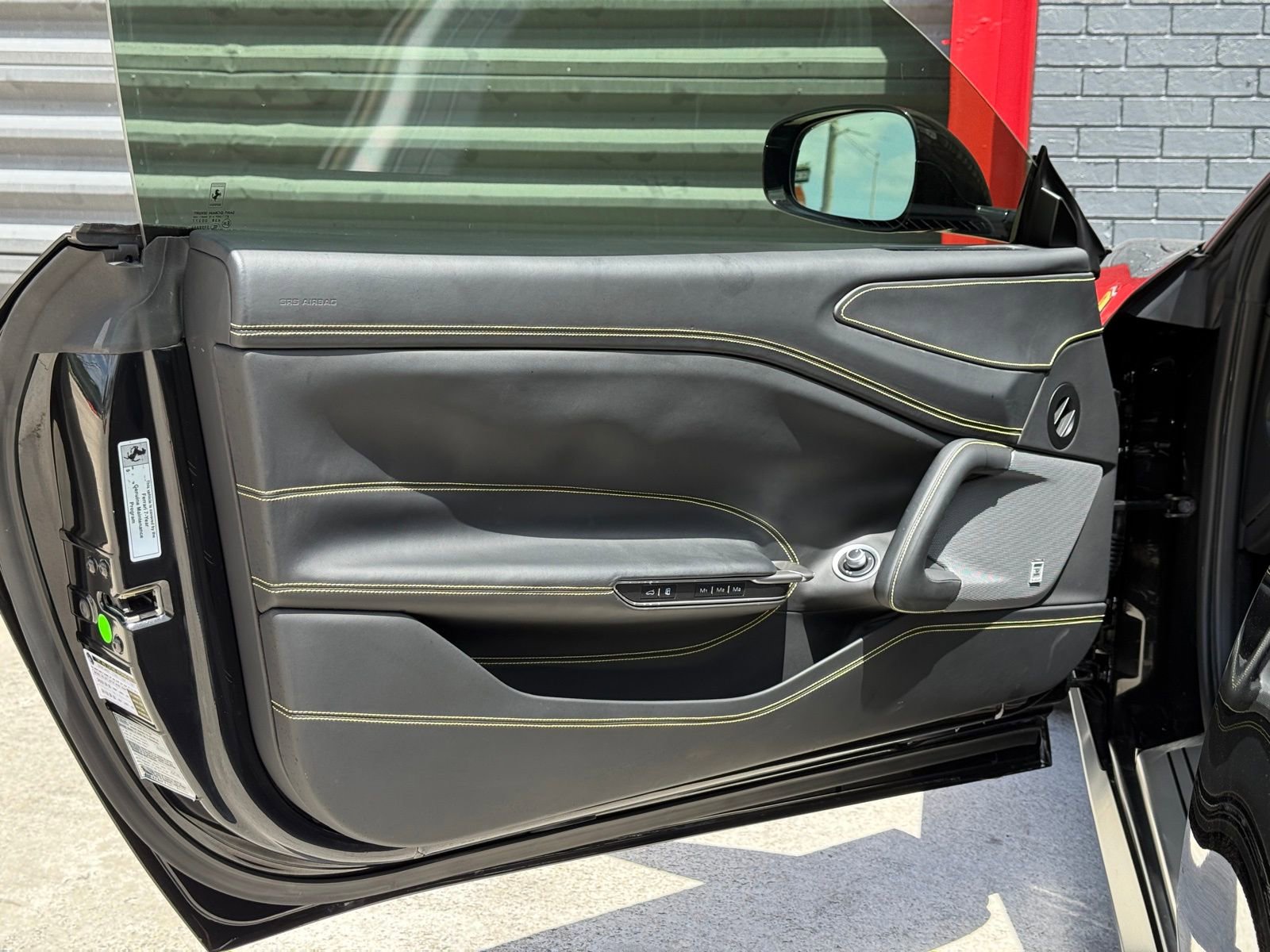 Used 2017 Ferrari GTC4Lusso image 19