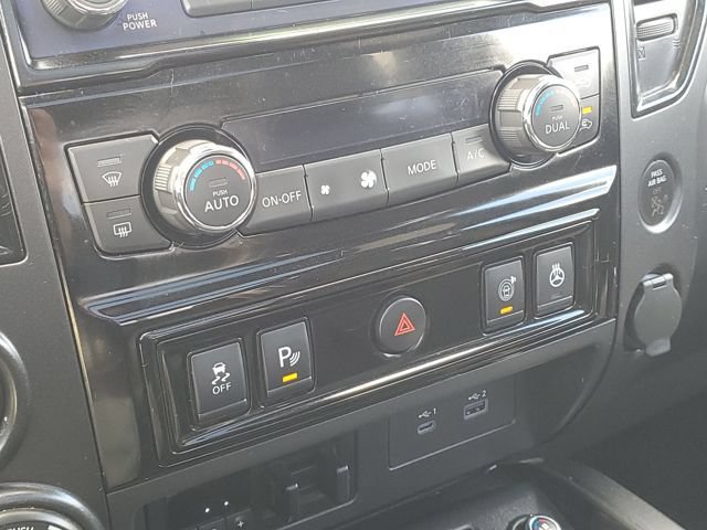 Used 2024 Nissan Titan PRO-4X w/ Pro-4x Convenience Package AWD/4WD image 22