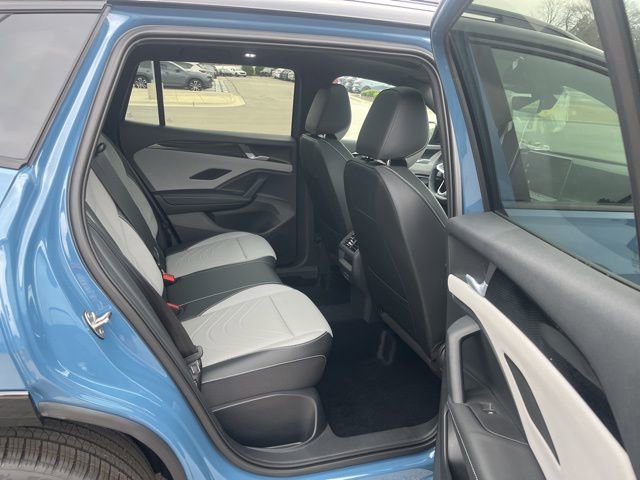 New 2026 Volkswagen Tiguan SE R-Line FWD image 25