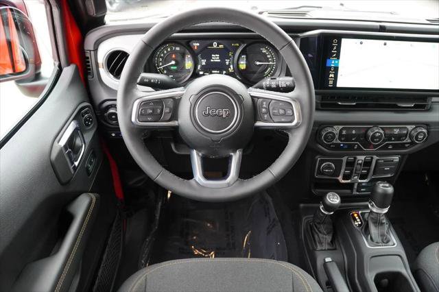 Certified 2025 Jeep Wrangler Unlimited Sahara AWD/4WD image 19