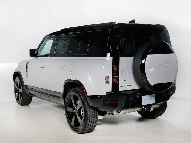New 2026 Land Rover Defender 110 X-Dynamic SE AWD/4WD image 32