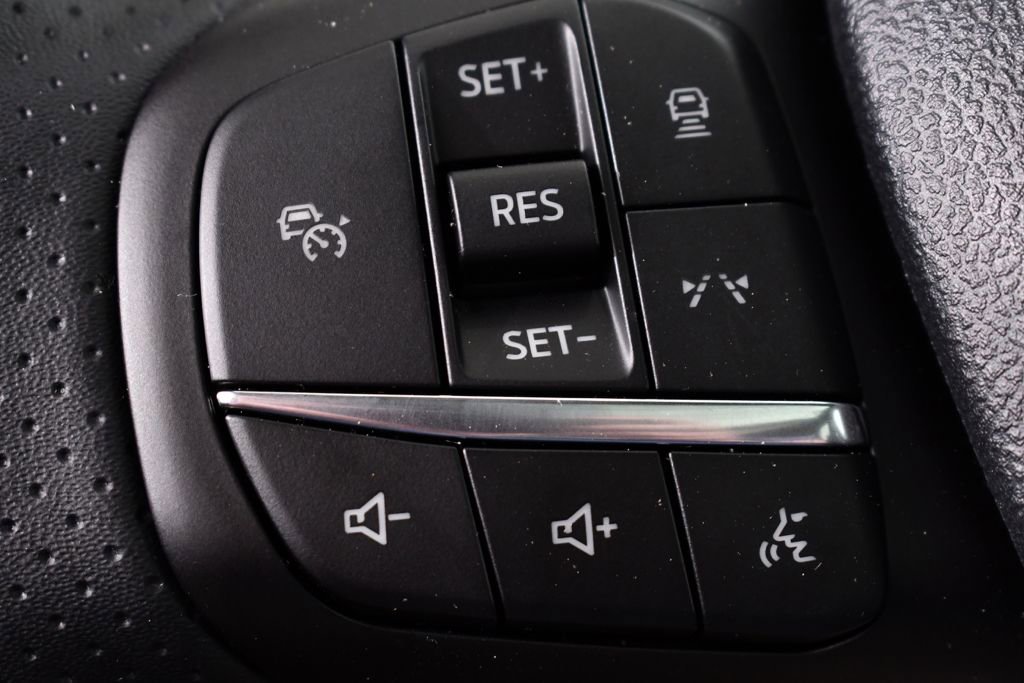 New 2025 Ford Escape ST-Line Select w/ Tech Pack #1 AWD/4WD image 32