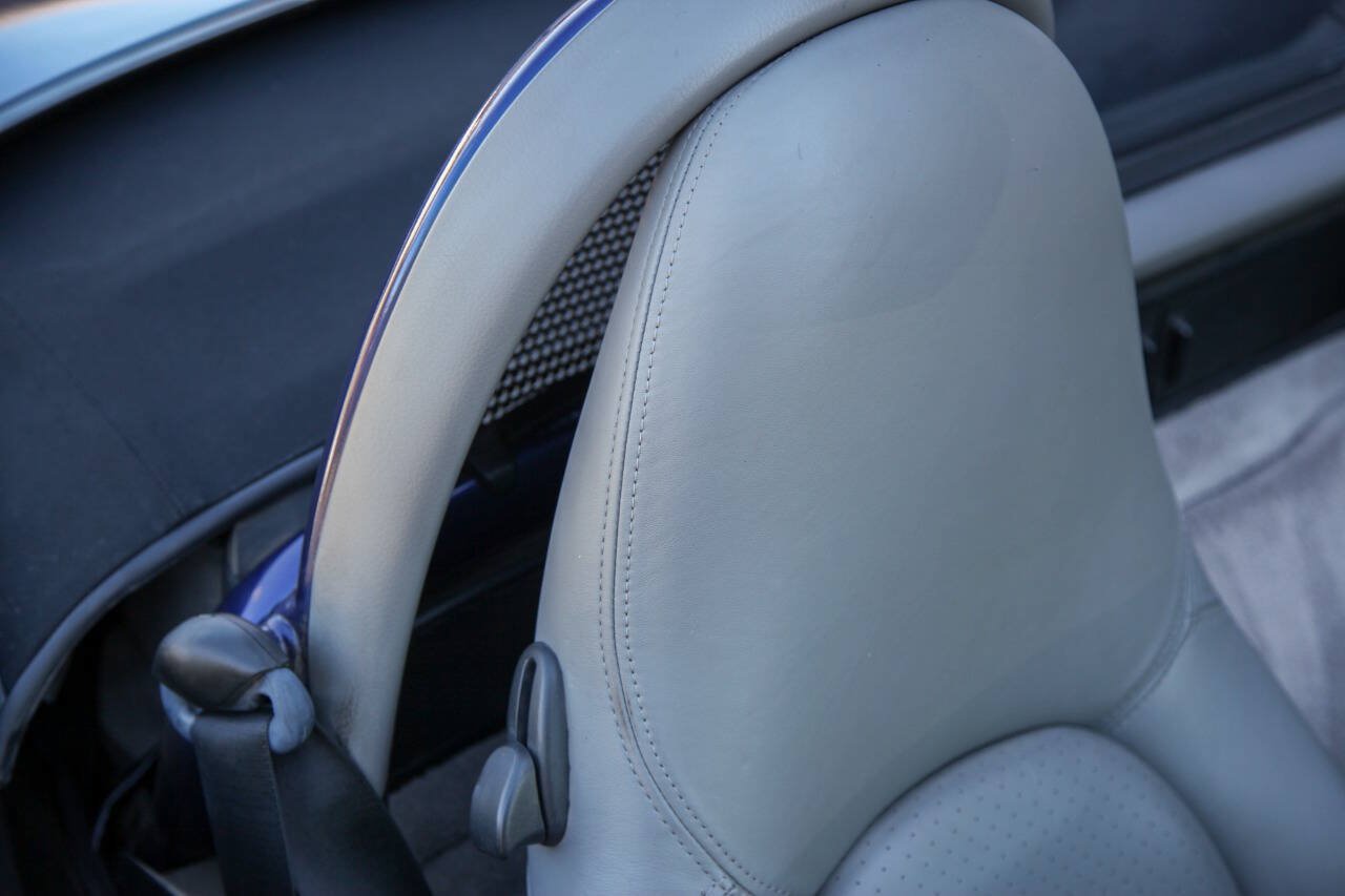 Used 2000 Porsche Boxster S RWD image 45