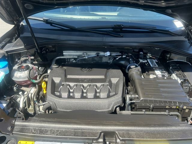 Used 2022 Volkswagen Tiguan SEL R-Line AWD/4WD image 19