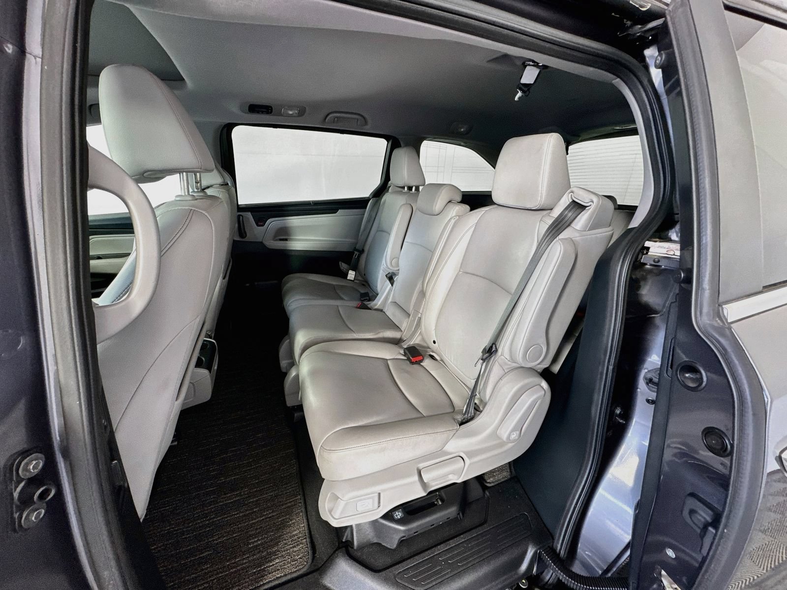 Used 2023 Honda Odyssey EX-L image 17