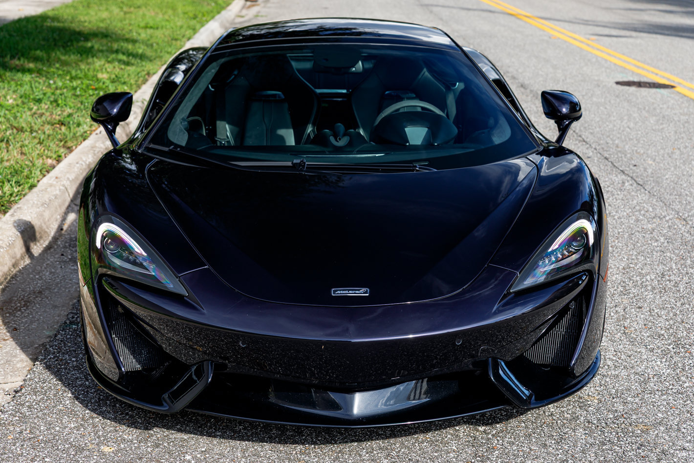 Used 2018 McLaren 570S RWD image 27