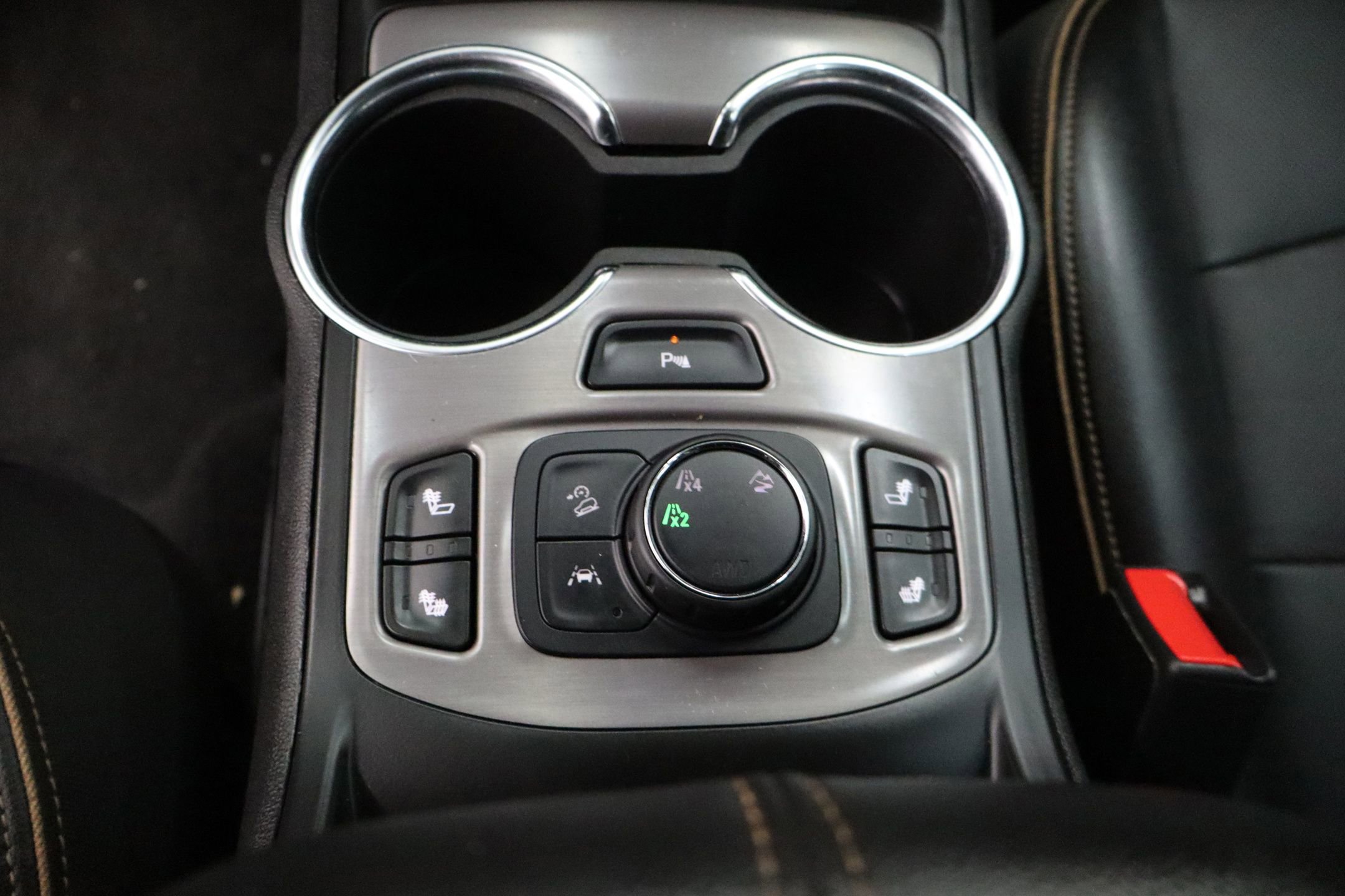 Used 2024 GMC Terrain AT4 w/ Tech Package image 20