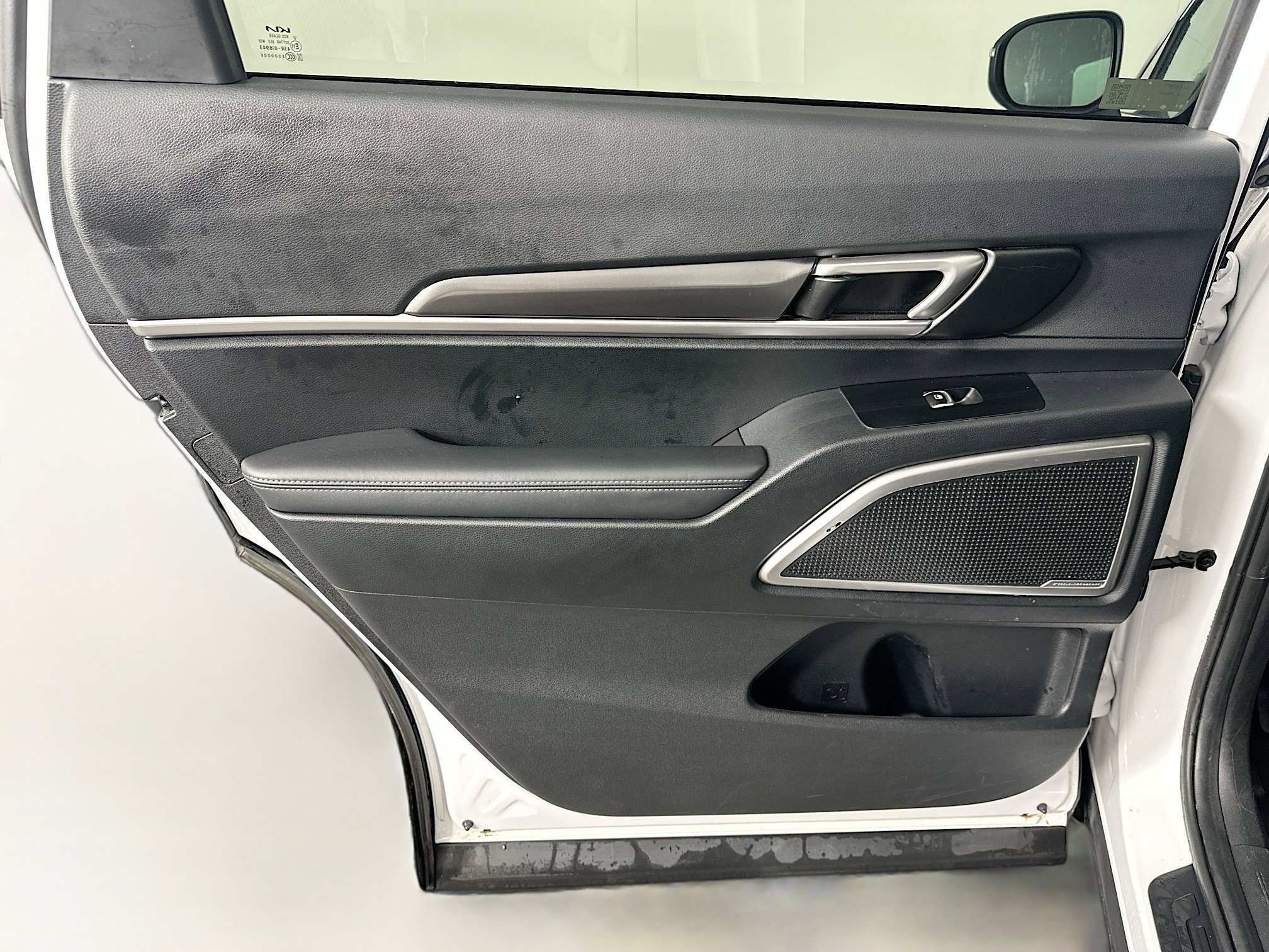 Used 2025 Kia Telluride S image 28