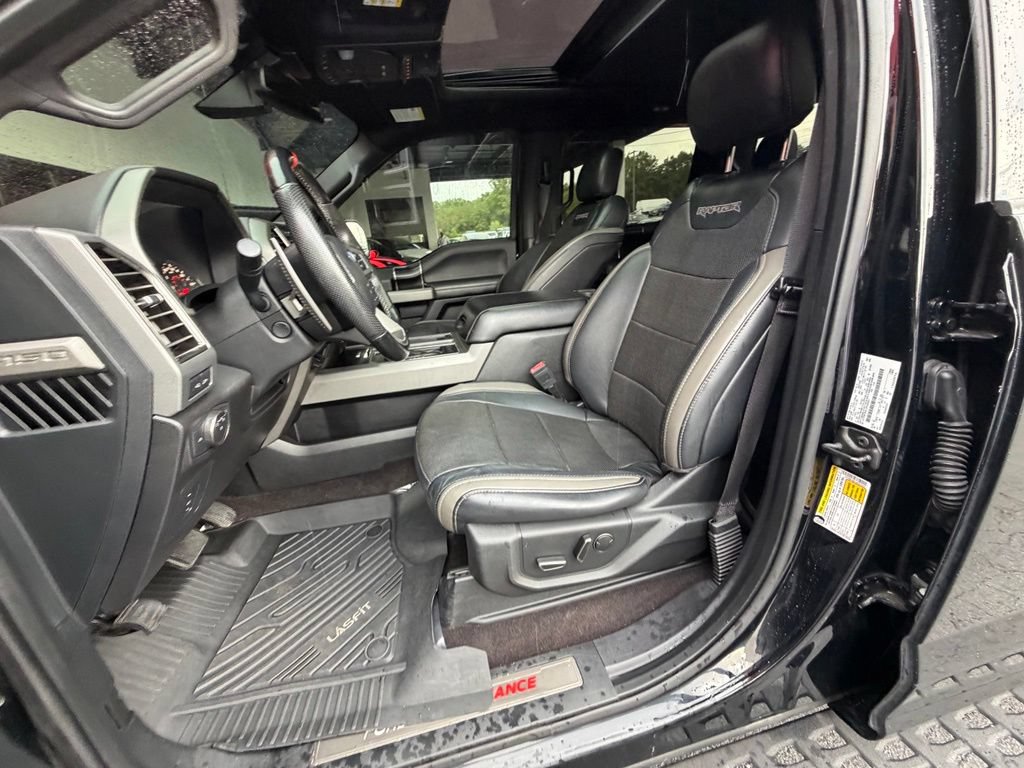 Used 2018 Ford F150 Raptor w/ Equipment Group 802A Luxury AWD/4WD image 32