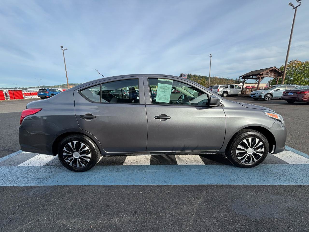 Used 2019 Nissan Versa S FWD image 6