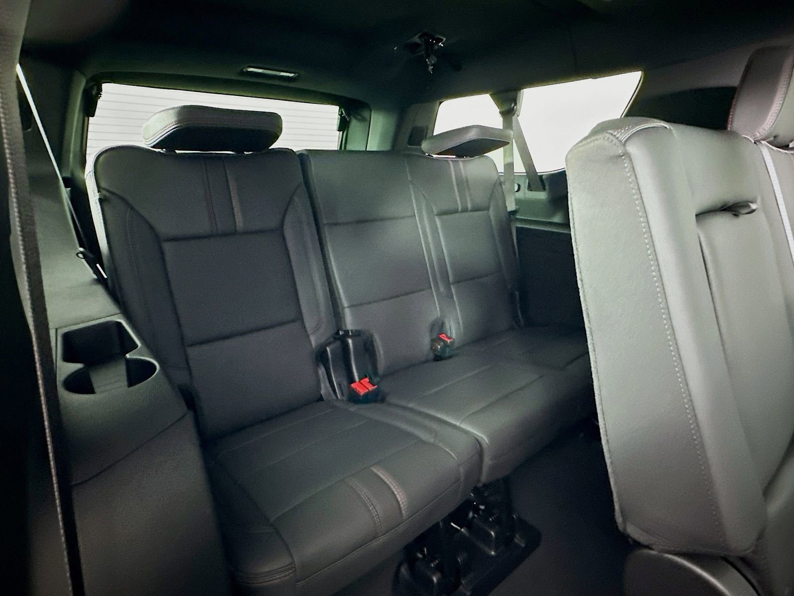 New 2026 Chevrolet Suburban RST w/ Sun And Tow Package image 28