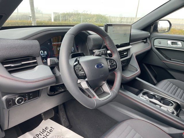 New 2026 Ford Explorer ST-Line w/ ST-Line Street Pack image 9