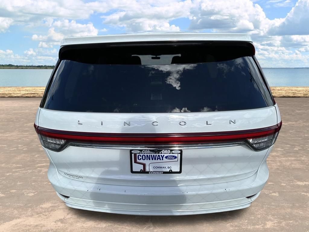 Used 2021 Lincoln Aviator Reserve w/ Equipment Group 208A AWD/4WD image 9