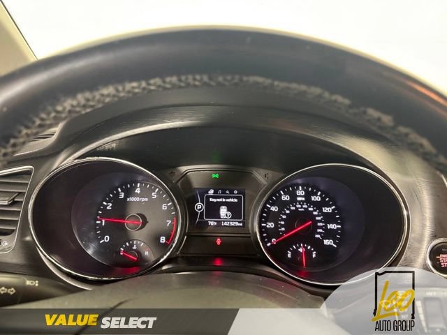 Used 2016 Kia Sedona LX w/ LX Essentials Premium Package FWD image 13