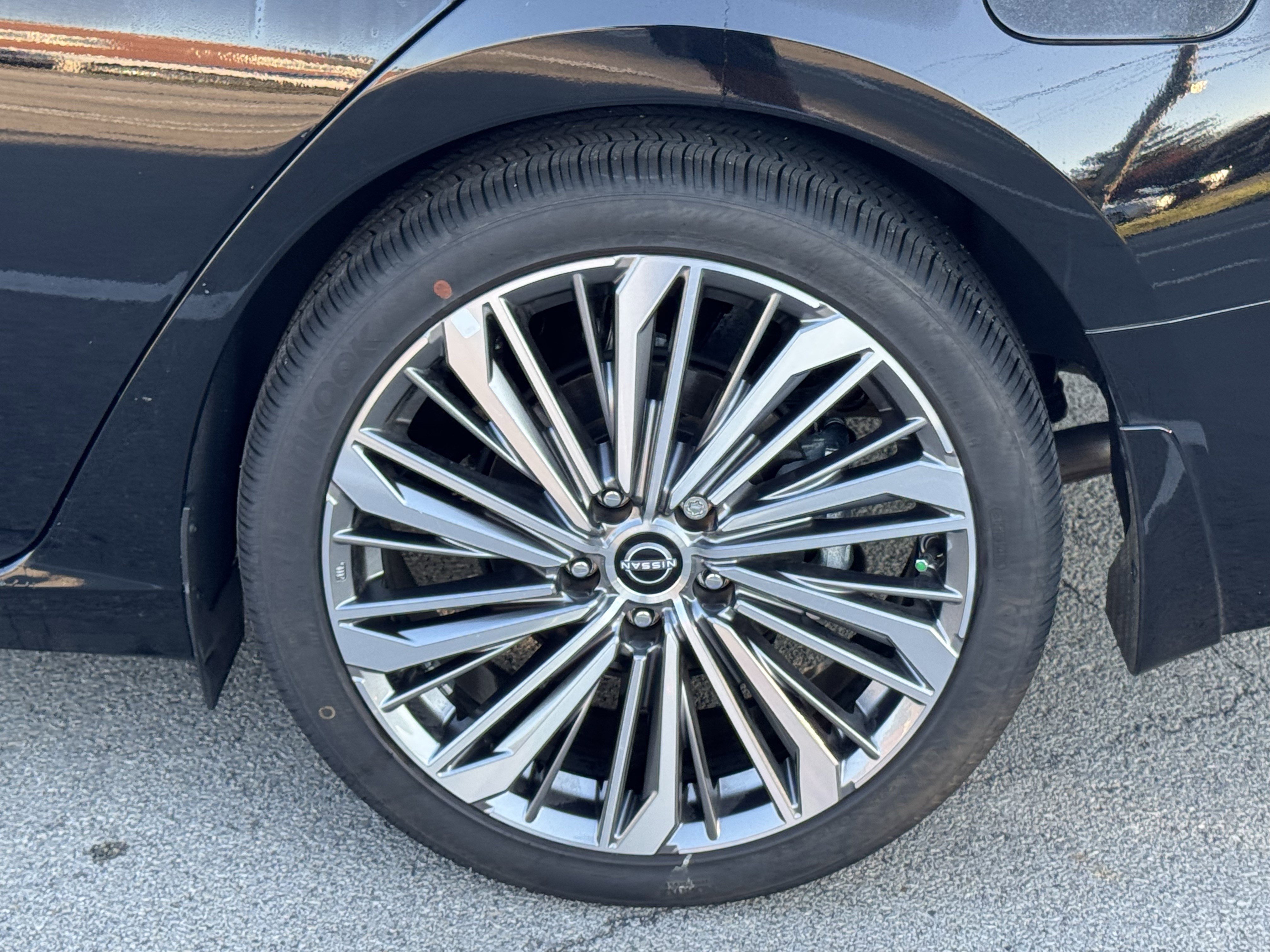 Used 2025 Nissan Altima 2.5 SL image 42