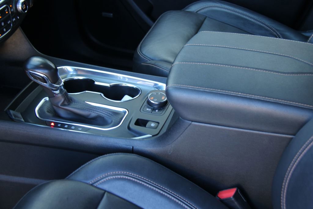 Used 2021 Chevrolet Traverse RS image 21