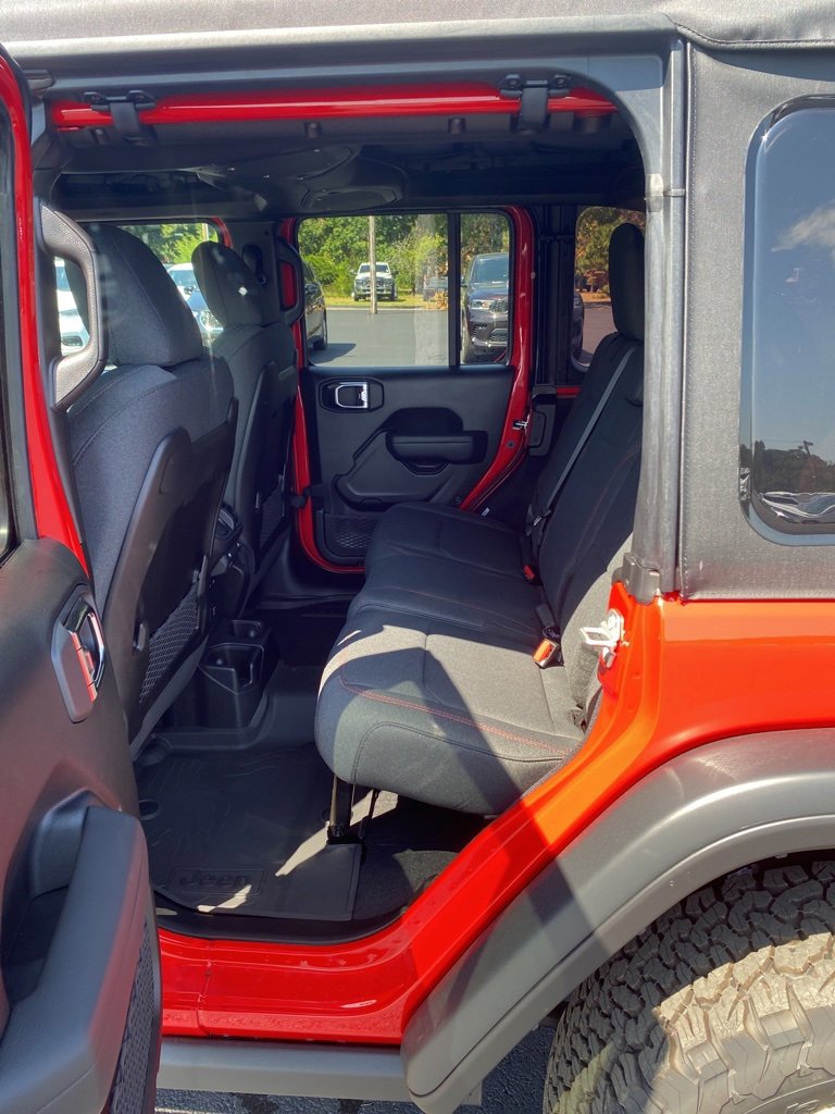 New 2025 Jeep Wrangler Unlimited Rubicon image 16
