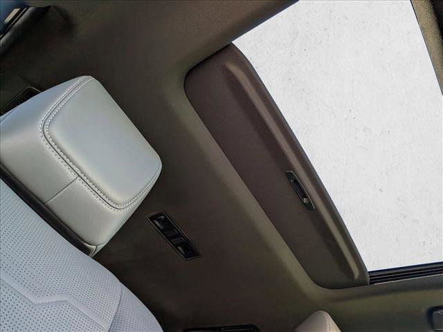Used 2024 Lexus GX 550 w/ Cold Area Package AWD/4WD image 21