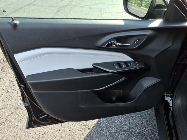 New 2026 Chevrolet Trax LT FWD image 10