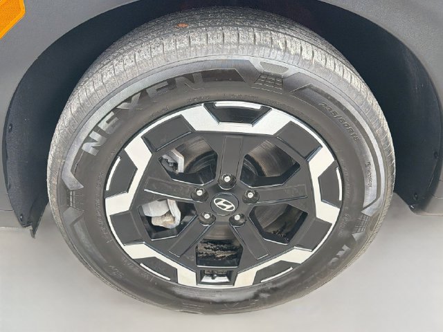 Certified 2026 Hyundai Santa Fe SEL FWD image 33