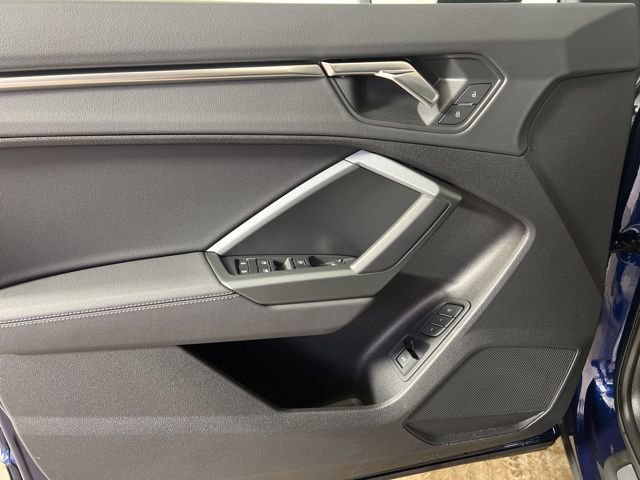 Certified 2025 Audi Q3 2.0T Premium w/ Convenience Package image 17