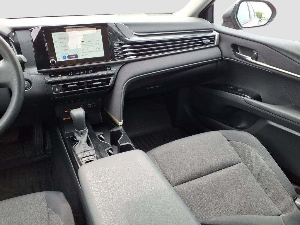 Used 2026 Toyota Camry LE w/ Convenience Package FWD image 14