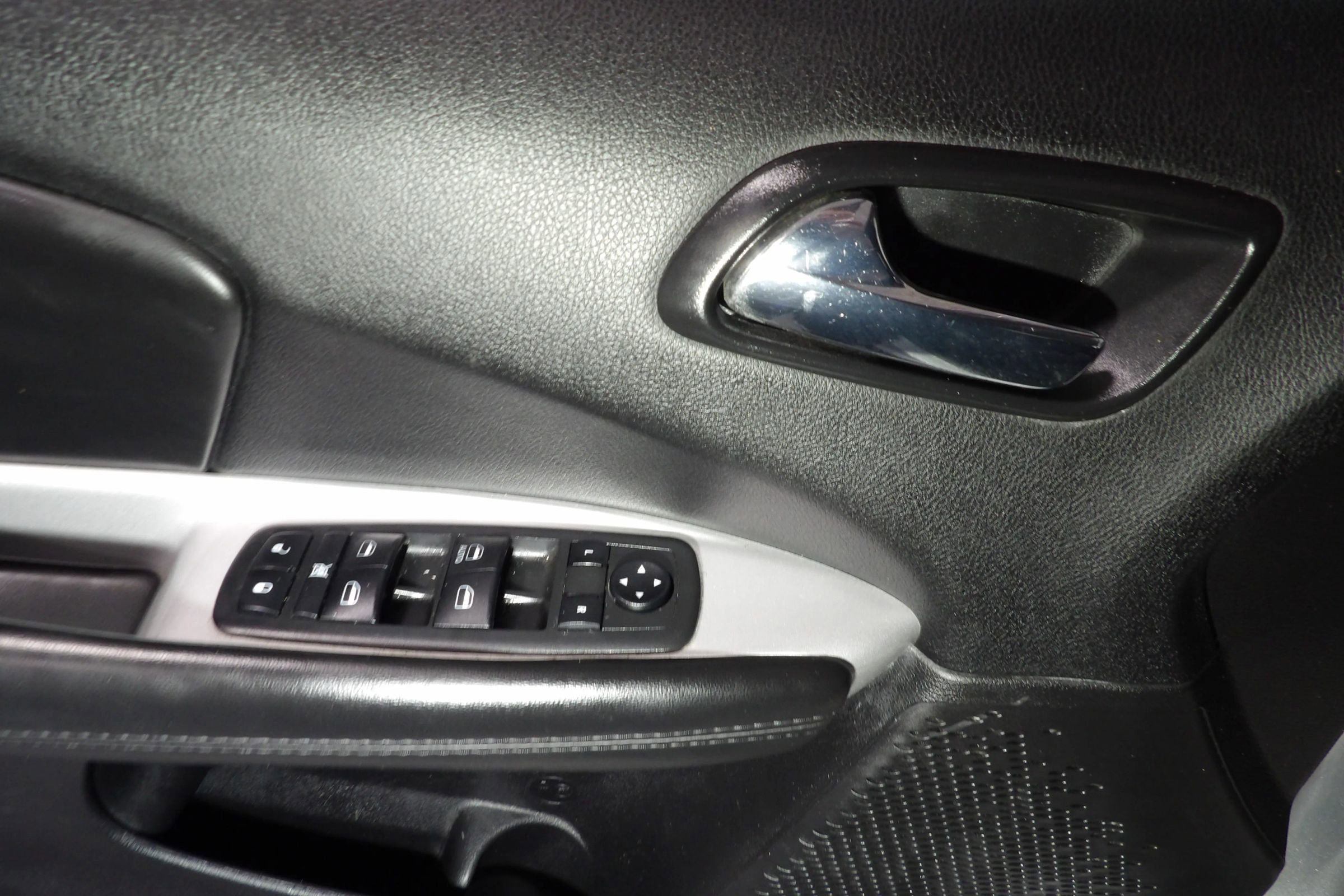 Used 2019 Dodge Journey SE w/ Connectivity Group image 9