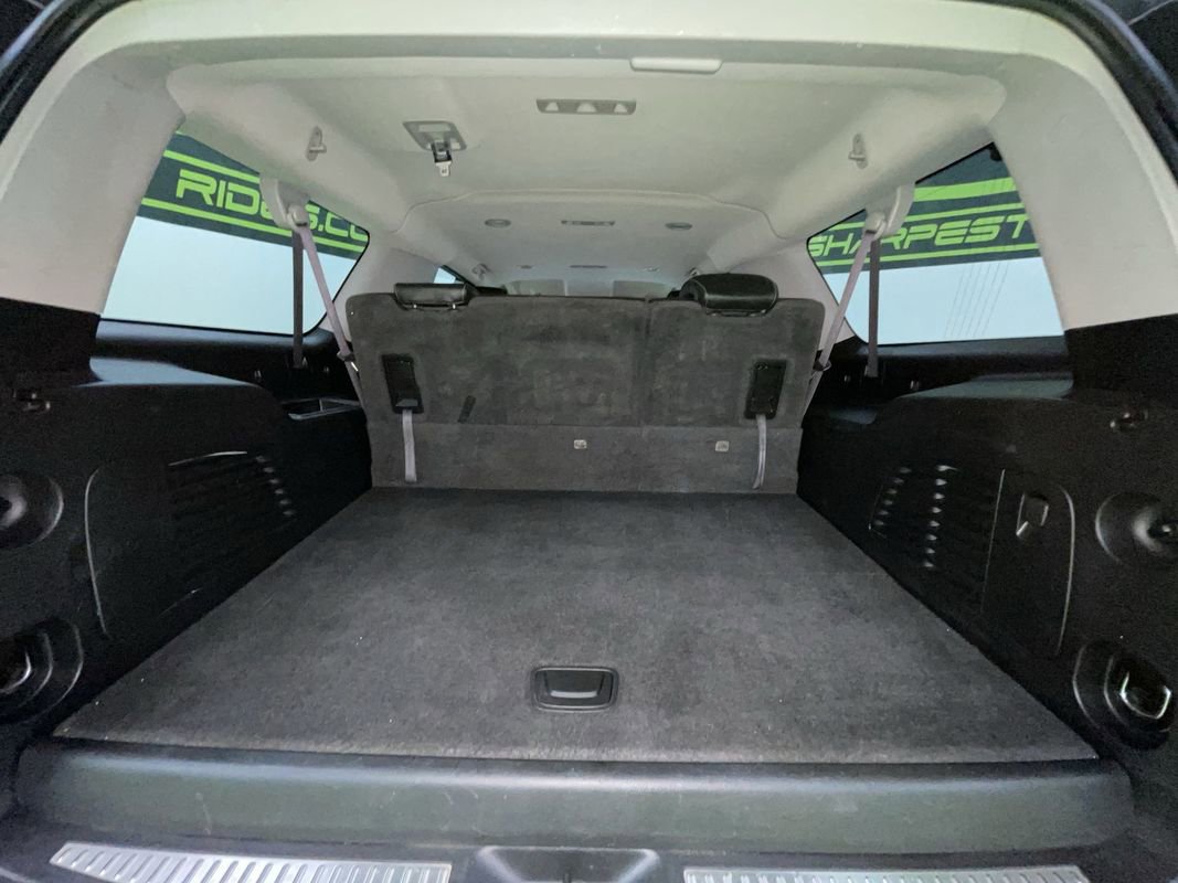 Used 2016 Chevrolet Suburban LT image 29