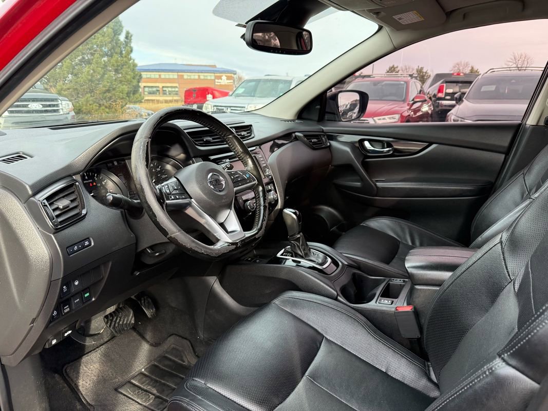 Used 2021 Nissan Rogue Sport SL w/ Premium Package image 15