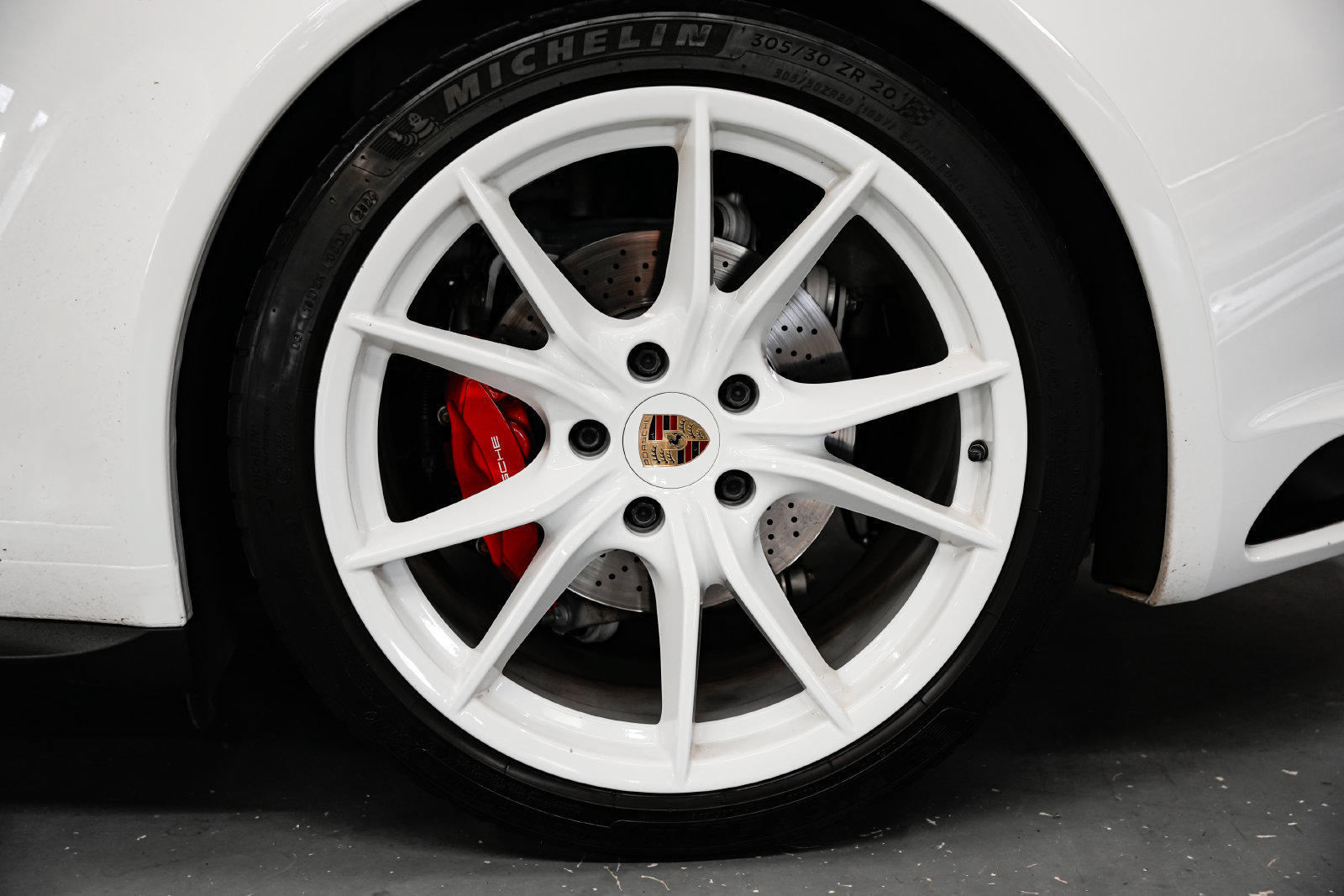 Used 2019 Porsche 911 Targa 4 GTS w/ GTS Interior Package AWD/4WD image 47