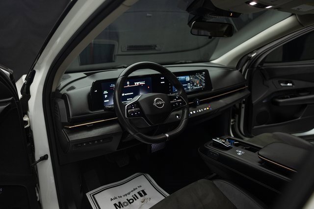 Used 2023 Nissan Ariya AWD image 21