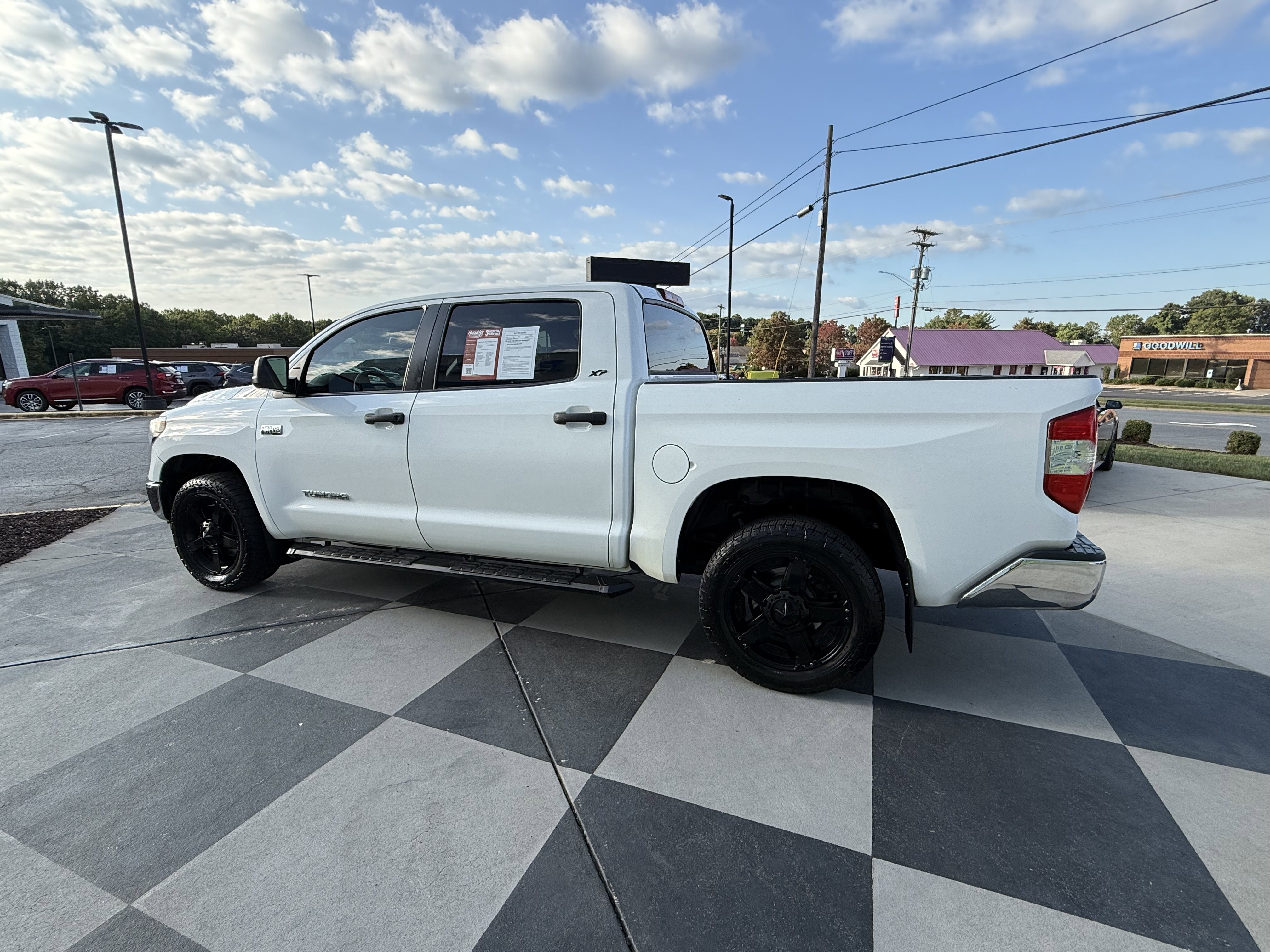 Used 2019 Toyota Tundra SR5 image 6