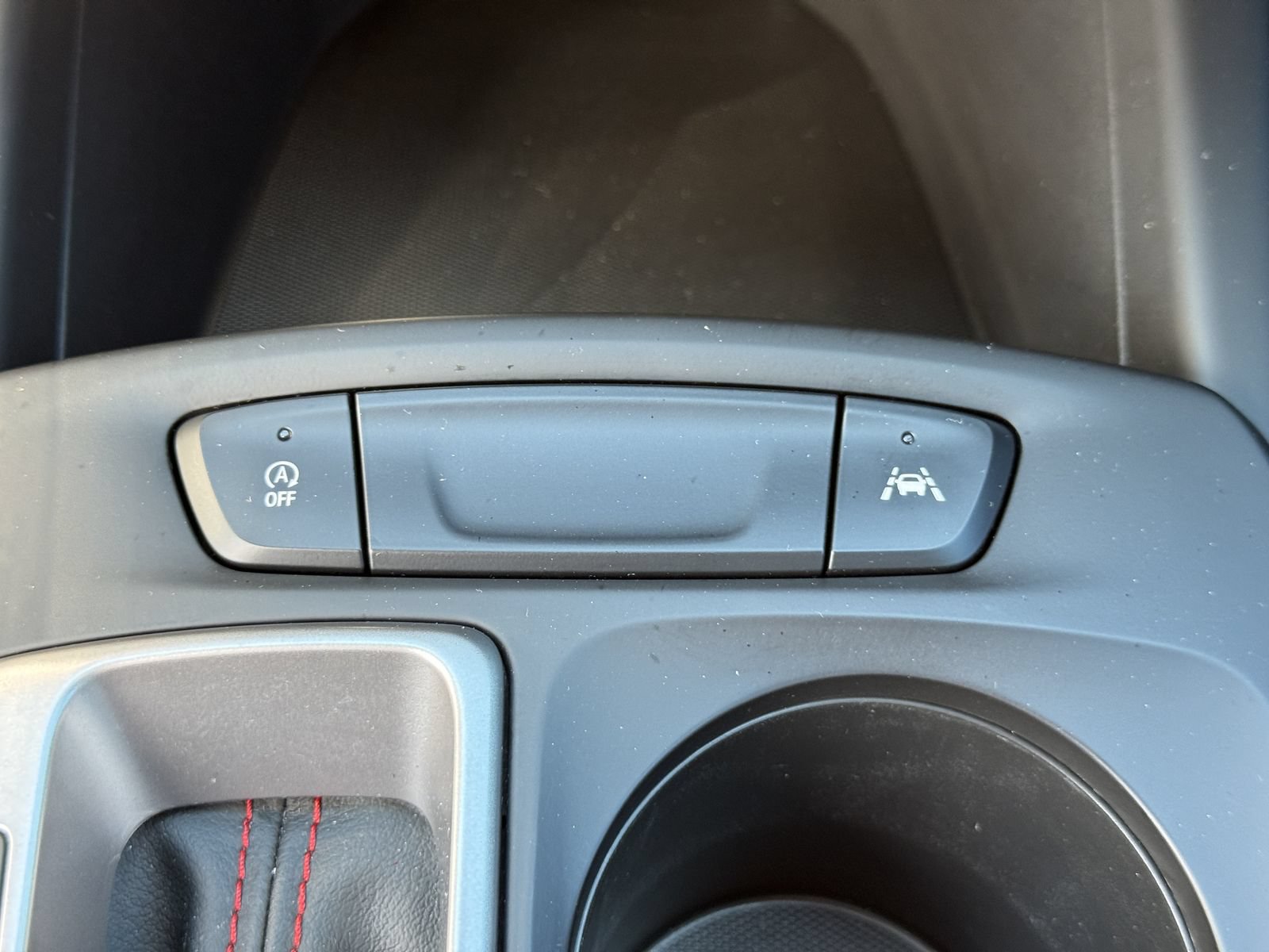 Used 2024 Chevrolet Trax RS w/ Driver Confidence Package FWD image 19