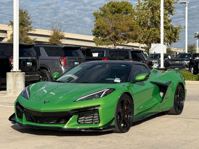 Used 2026 Chevrolet Corvette Z06 RWD image 9