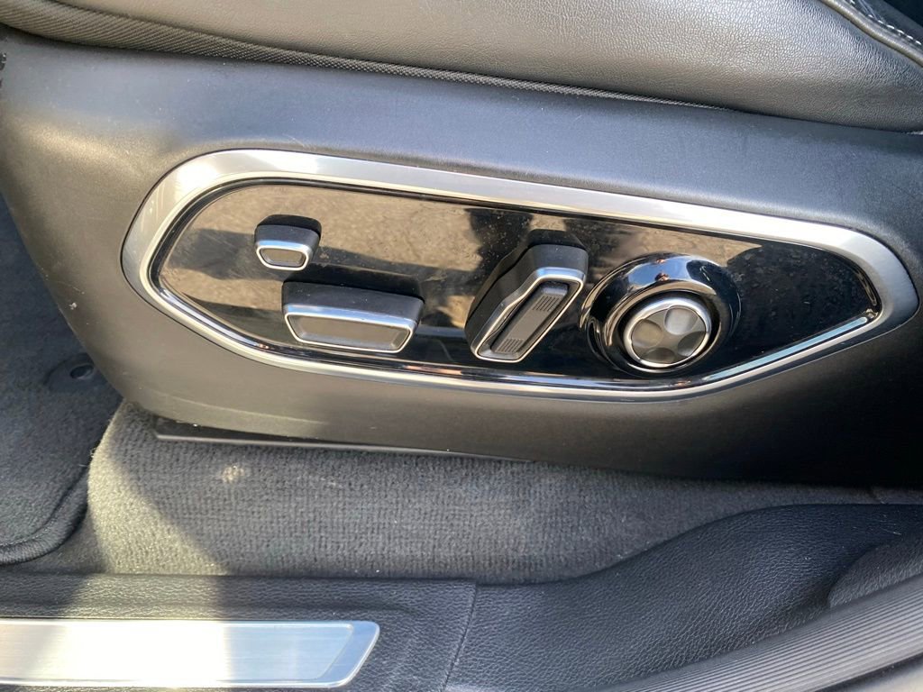 Used 2022 Jeep Grand Cherokee Overland image 16