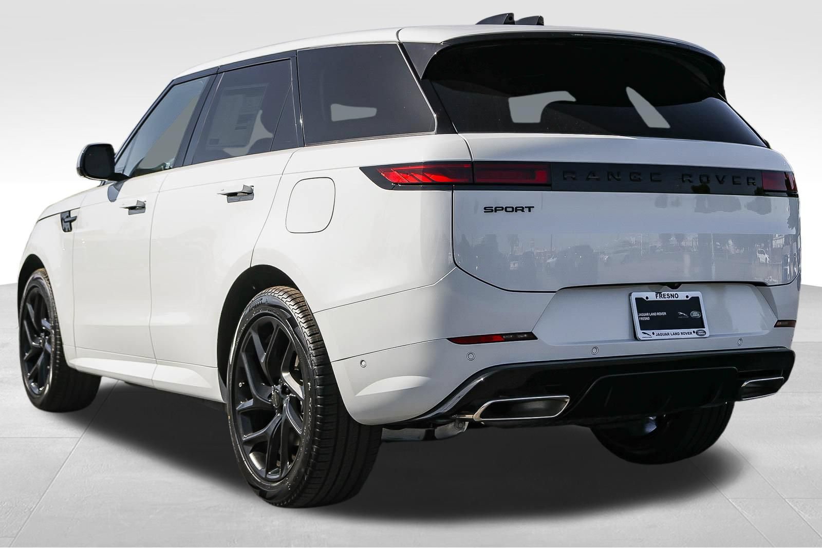 New 2026 Land Rover Range Rover Sport Dynamic SE AWD/4WD image 7