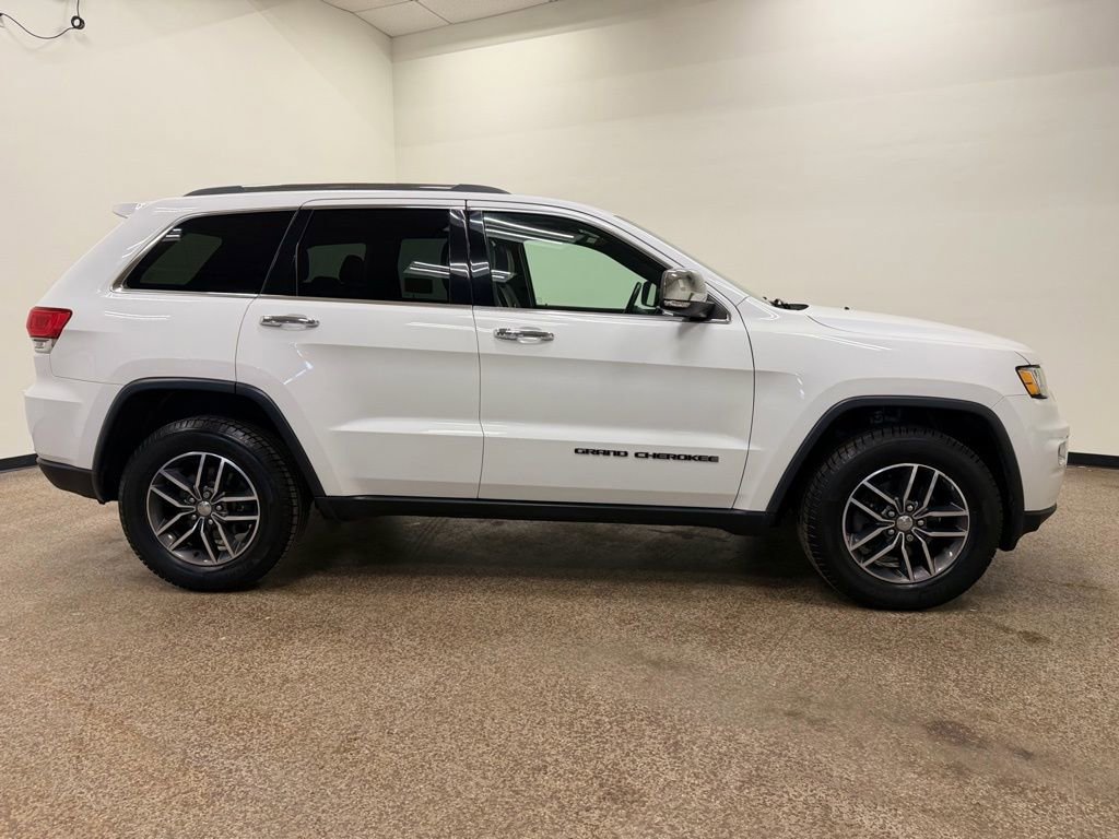 Used 2018 Jeep Grand Cherokee Limited image 8