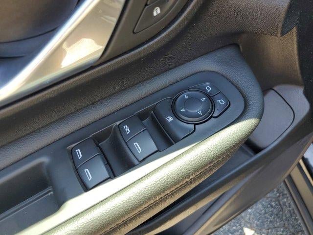 Used 2024 GMC Terrain SLE AWD/4WD image 19
